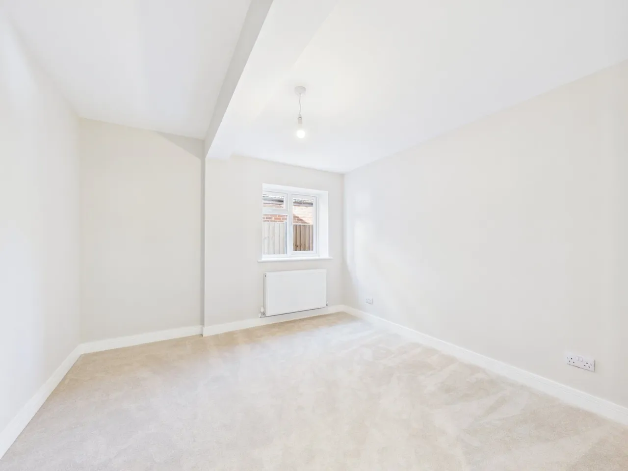 Ashford, Surrey, photo 20