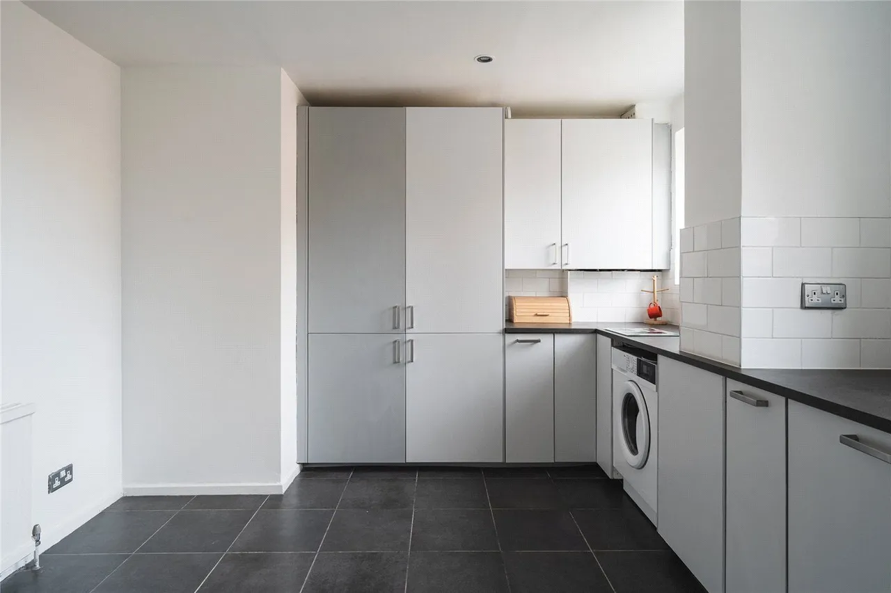 Leigham Court Road, London, SW16, photo 4