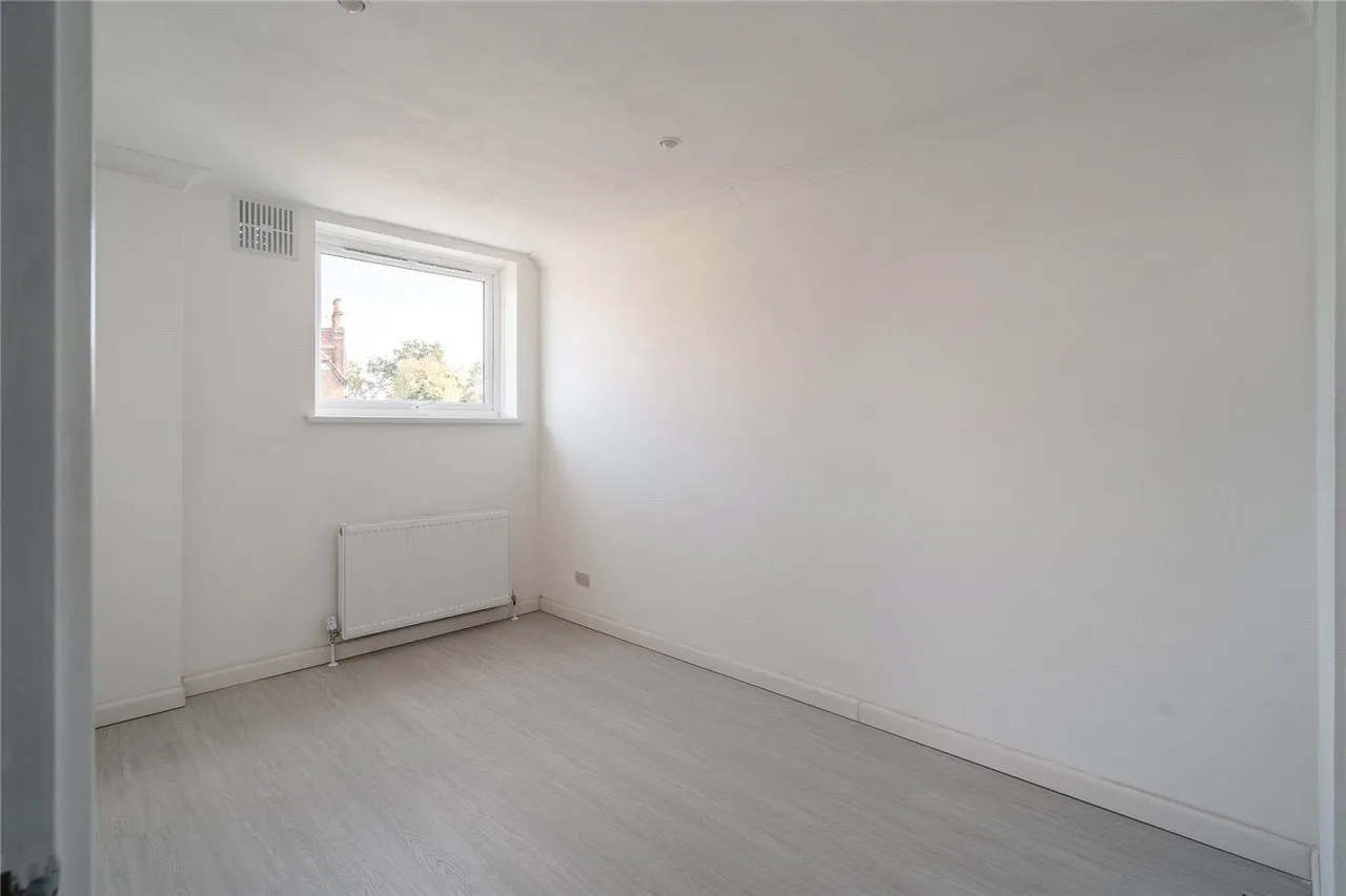 Leigham Court Road, London, SW16, photo 14