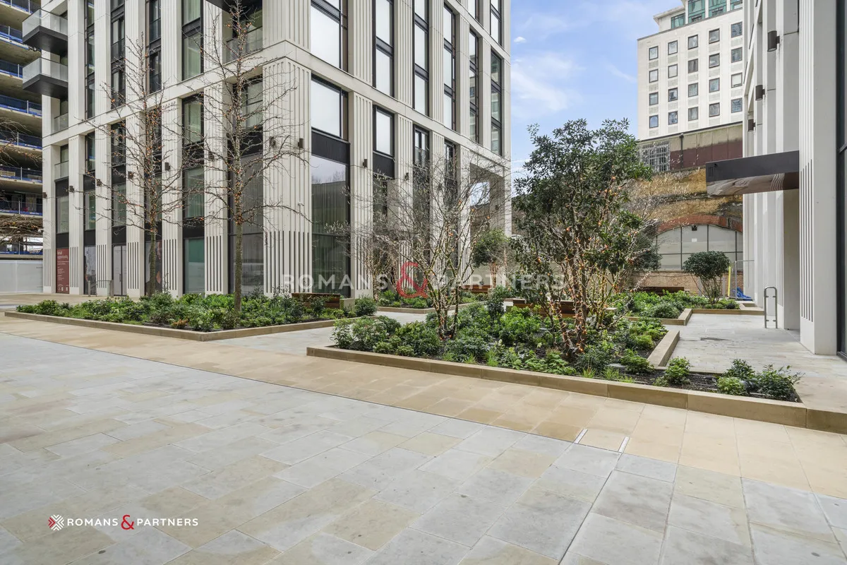 Casson Square, Southbank Place, SE1, photo 12