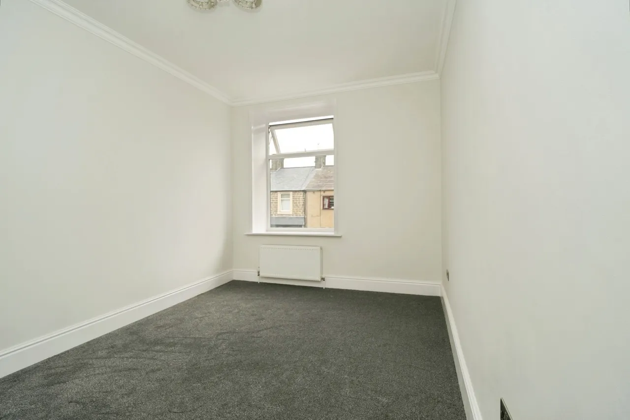 Wellhouse Road, Barnoldswick, BB18, photo 14