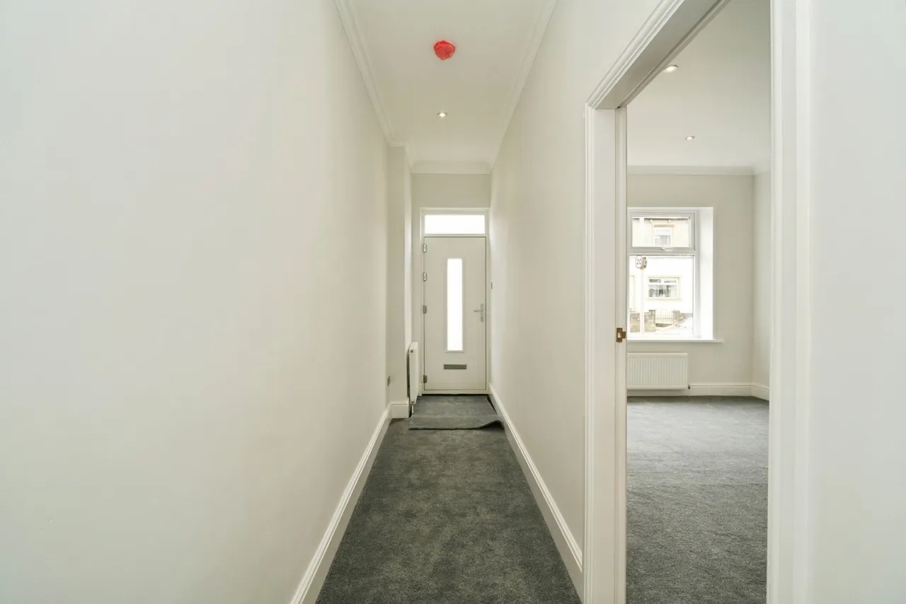 Wellhouse Road, Barnoldswick, BB18, photo 2
