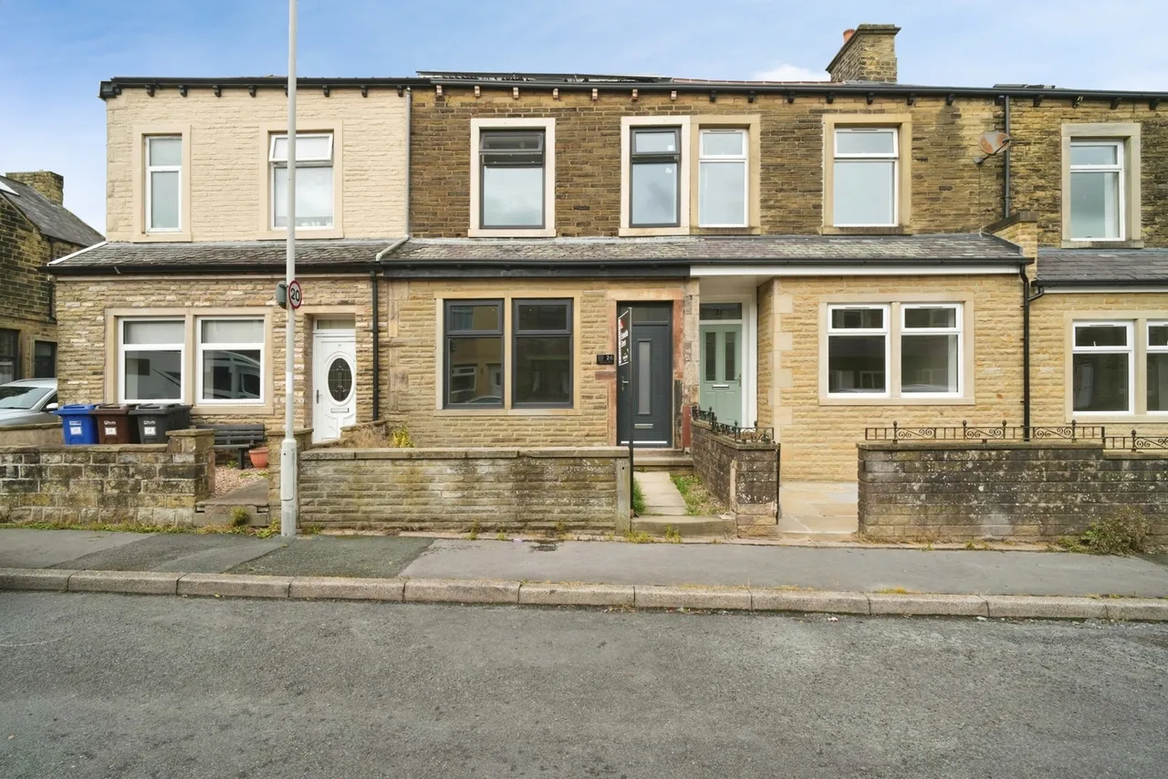 4 bed house for sale, Wellhouse Road, Barnoldswick, BB18