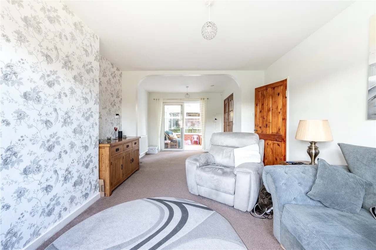 Meadvale Road, Rednal, Birmingham, West Midlands, B45 8EA, photo 6