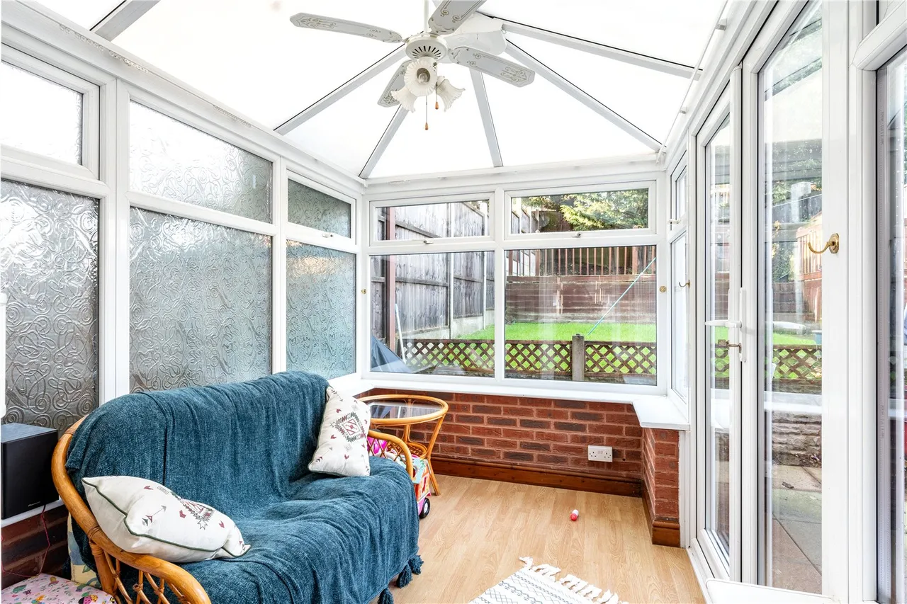 Meadvale Road, Rednal, Birmingham, West Midlands, B45 8EA, photo 4