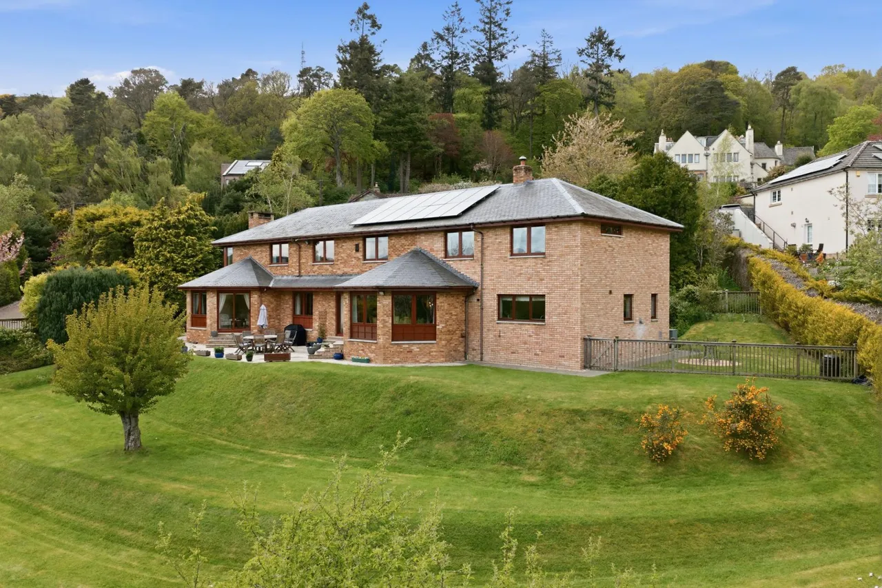 St. Ronan's Terrace, Innerleithen, EH44, photo 38