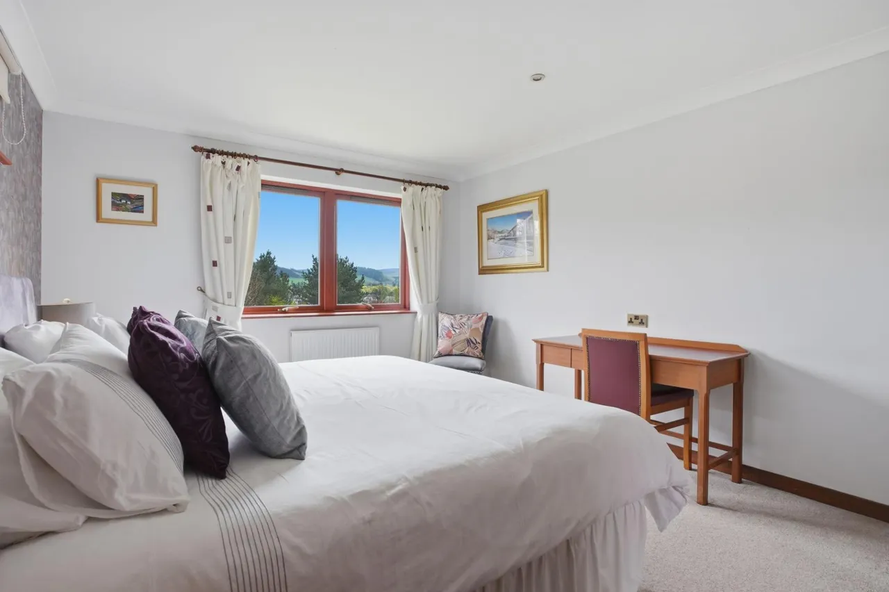 St. Ronan's Terrace, Innerleithen, EH44, photo 23