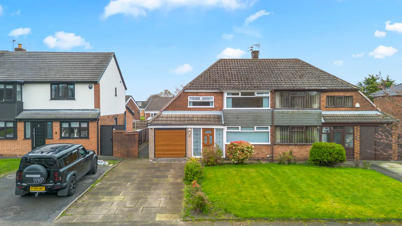 3 bed house for sale — Greenfields Crescent, Ashton-In-Makerfield, Wigan, Wigan, WN4 8QY