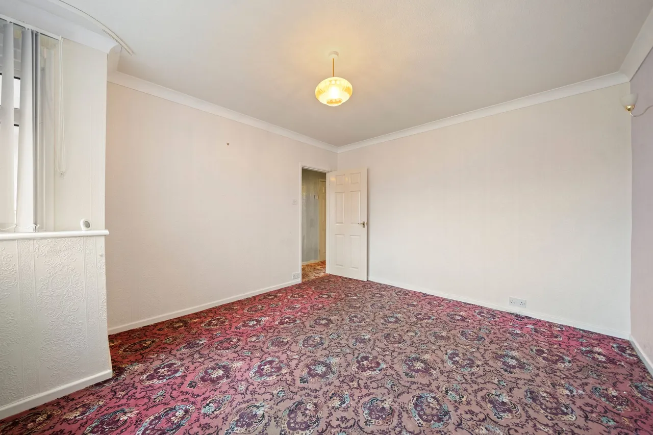 Greenfields Crescent, Ashton-In-Makerfield, Wigan, Wigan, WN4 8QY, photo 2
