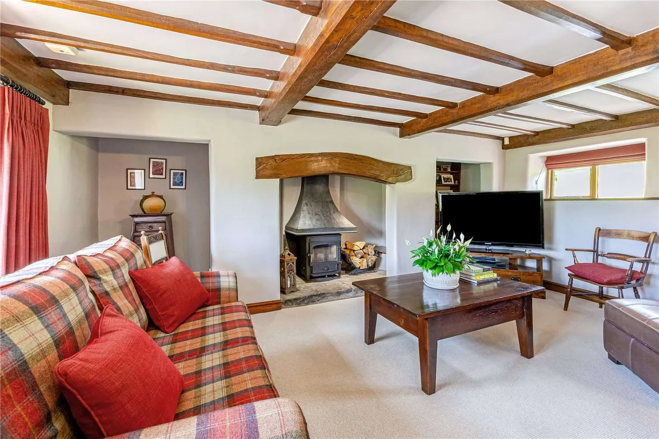 Wappenham Road, Helmdon, Brackley, Northamptonshire, NN13 5QA, photo 2