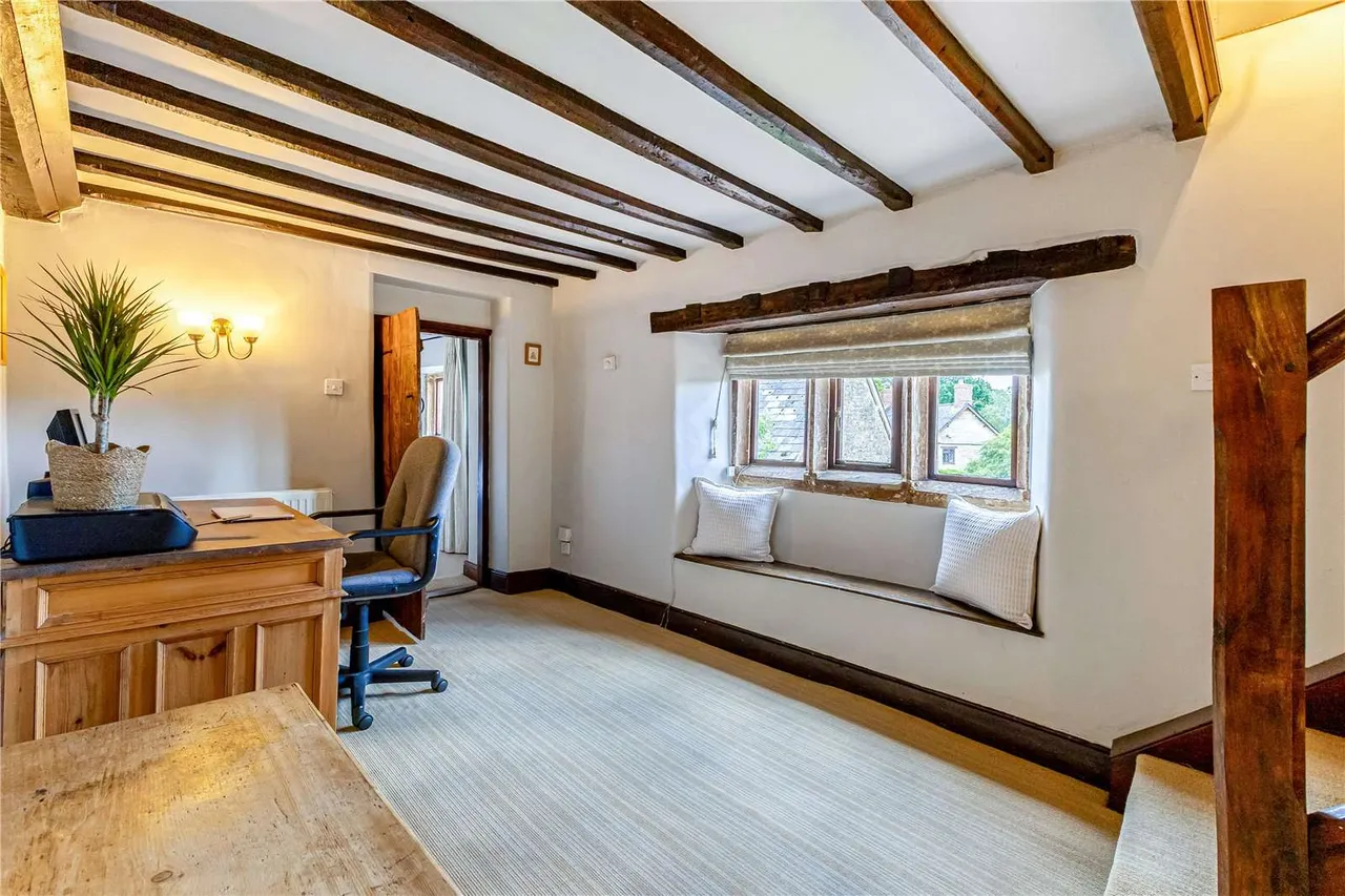 Wappenham Road, Helmdon, Brackley, Northamptonshire, NN13 5QA, photo 6
