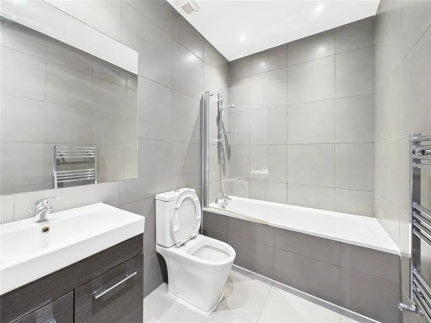 Francis Road, London, E10, photo 3