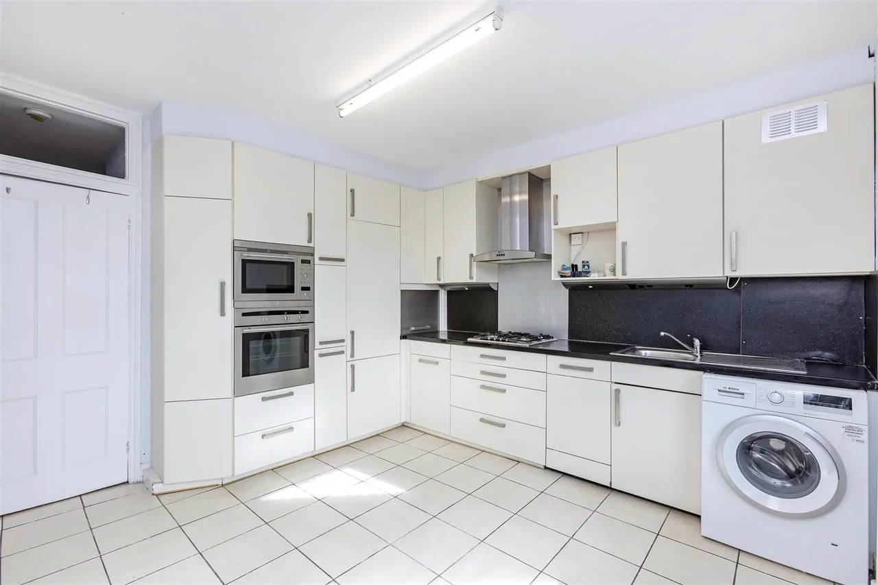 Upper Richmond Road West, East Sheen, SW14, photo 2