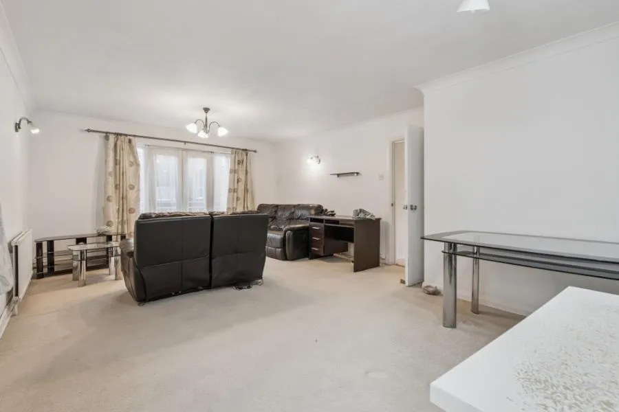 Chesswood Way, Pinner, HA5, photo 11