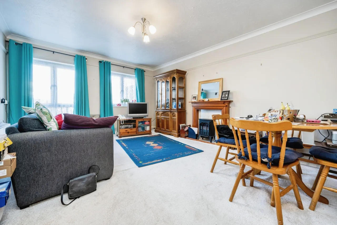 Linden Road, Bedford, MK40, photo 2