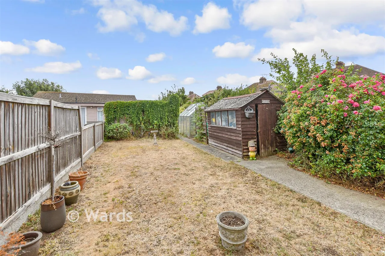 Burlington Gardens, Margate, CT9, photo 15