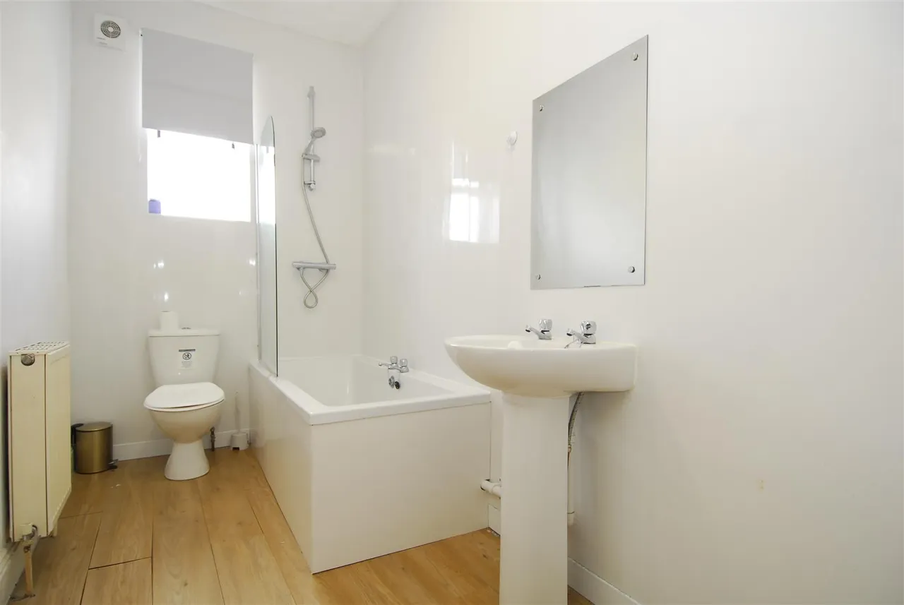 TFF Alexandra Road, Mutley, photo 6