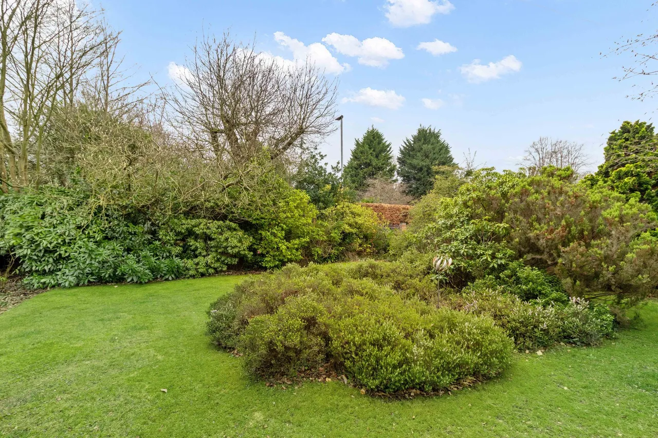 Lyons Lane, Appleton, Warrington, Warrington, WA4 5JG, photo 35