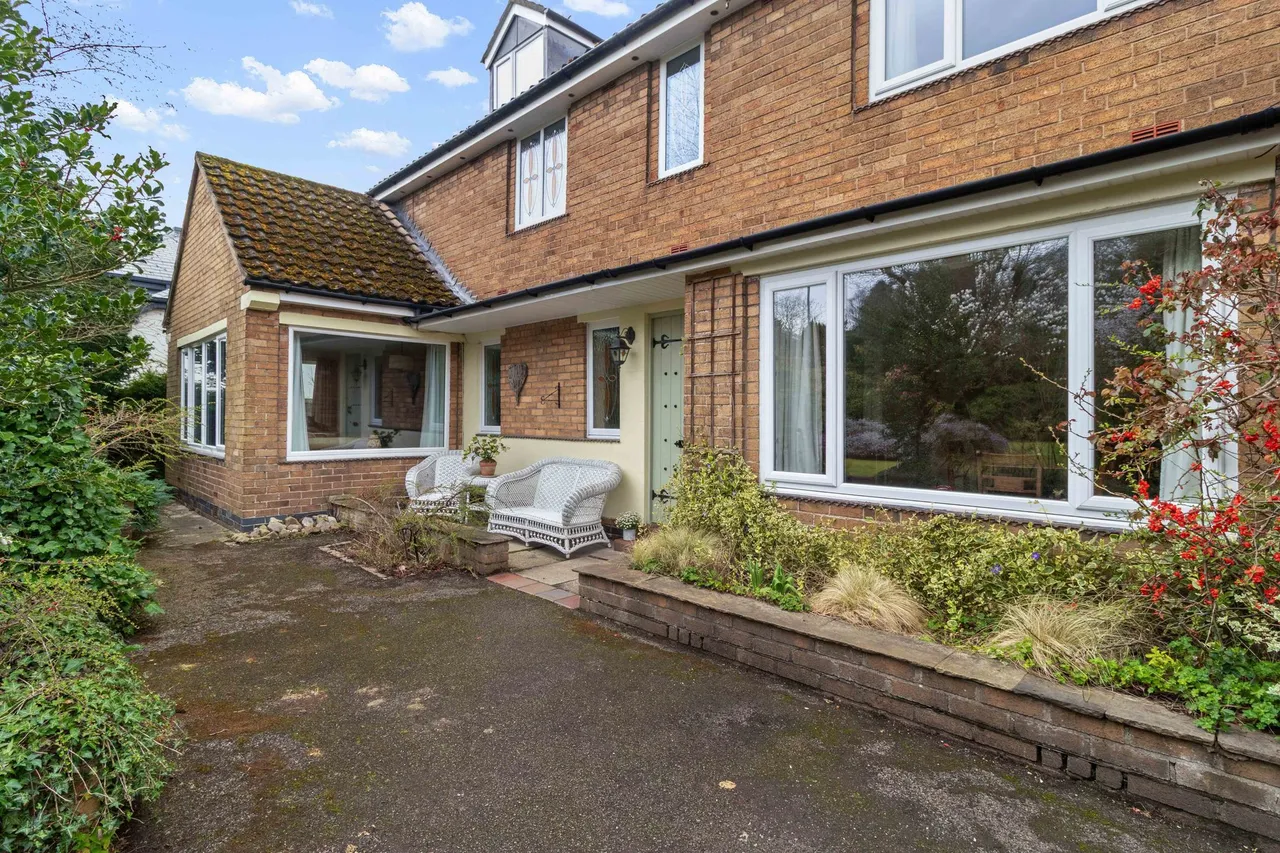 Lyons Lane, Appleton, Warrington, Warrington, WA4 5JG, photo 37
