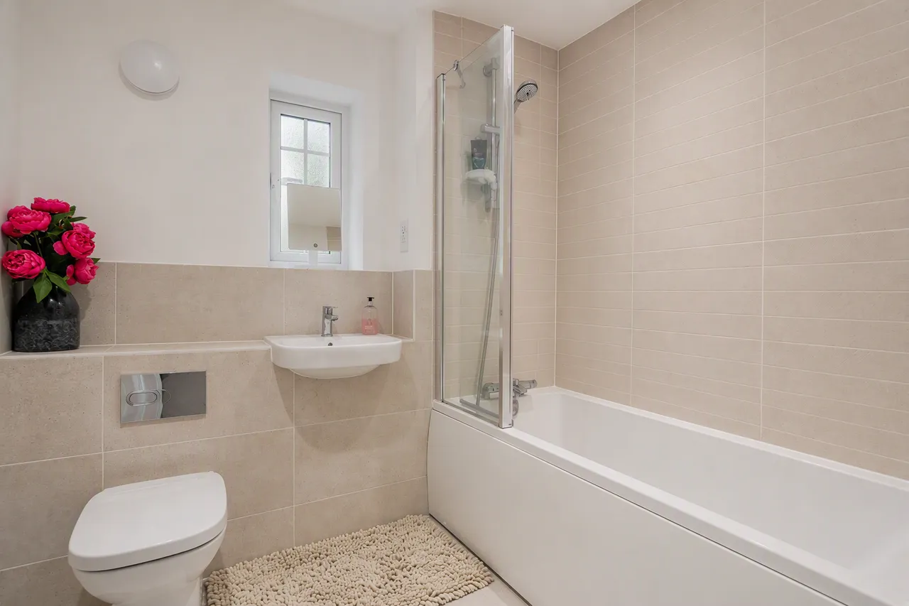 Bracher Close, Alton, GU34, photo 10