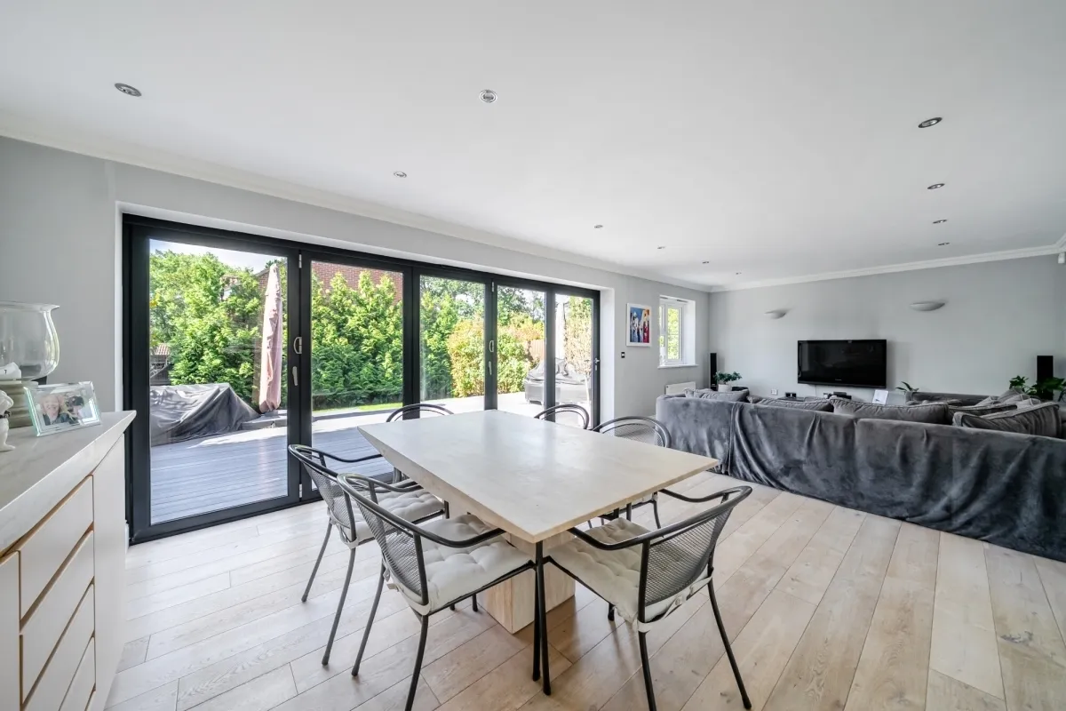 Furnival Close, Virginia Water GU25, photo 4