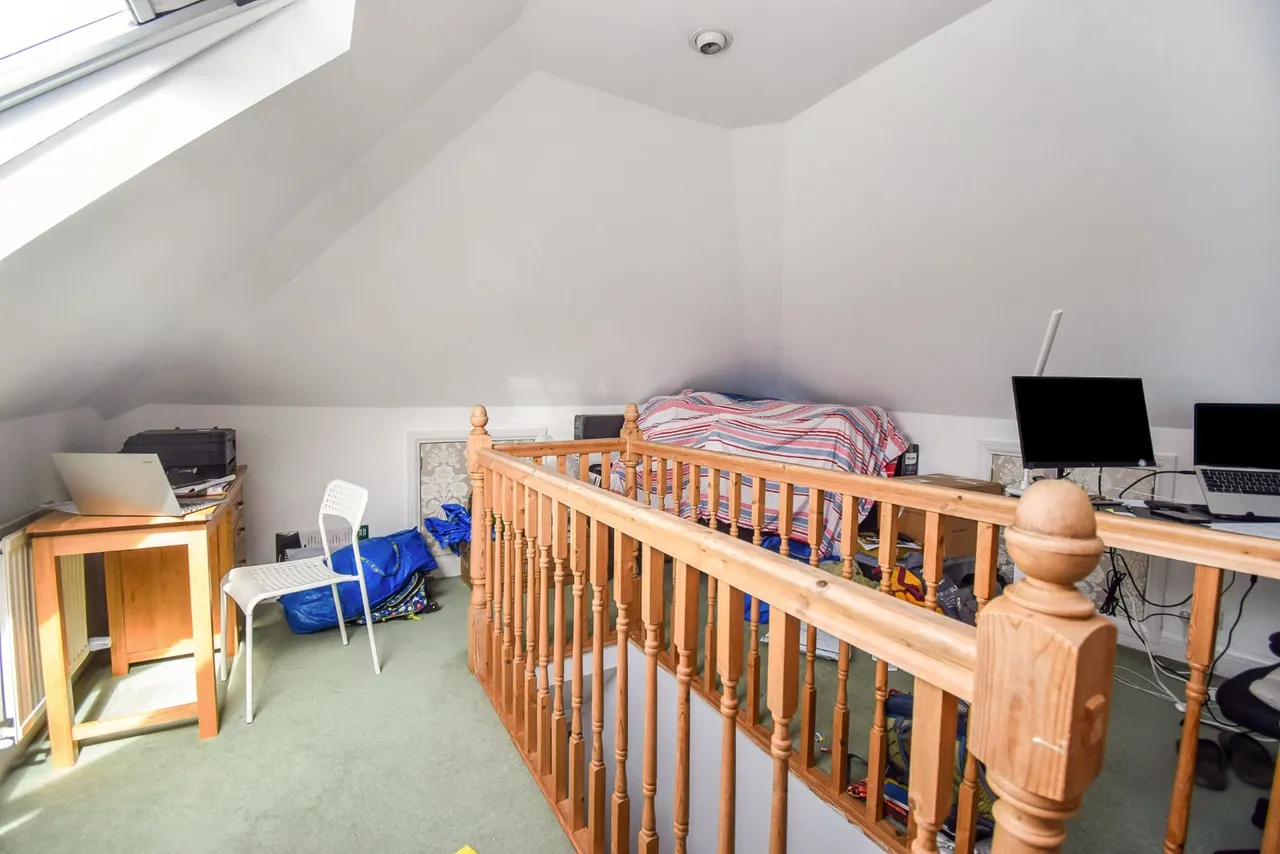 Burnham, Buckinghamshire, photo 12