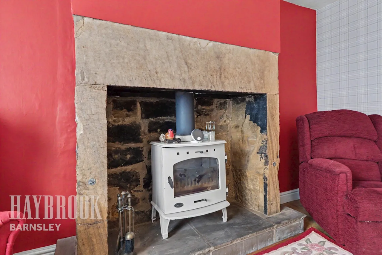 New Road, Staincross, photo 6