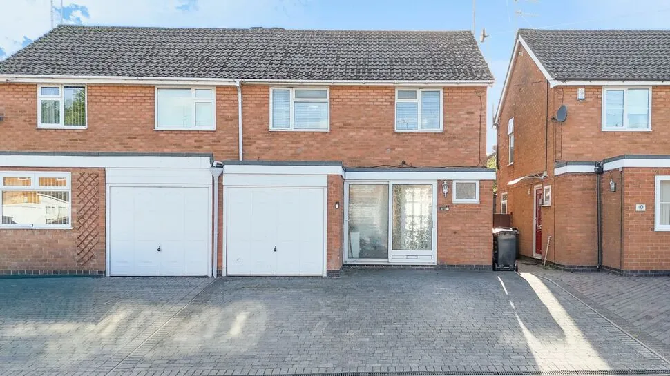3 bed house for sale, Alice Close, Bedworth, CV12