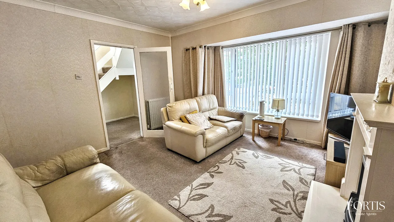 Clover Grove, Cardiff, CF5, photo 4