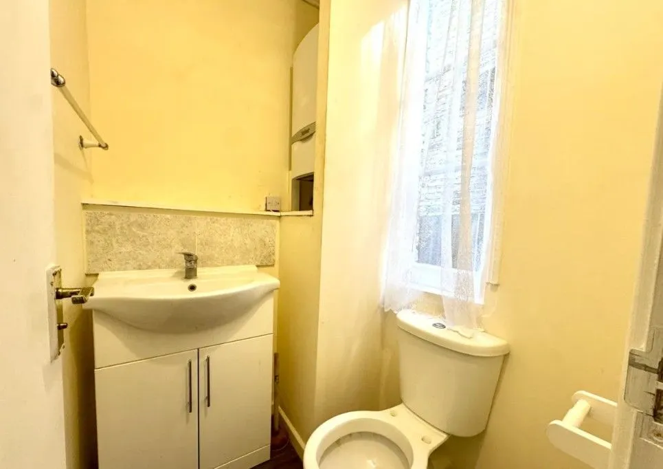 Chatham Road, Kingston Upon Thames, KT1, photo 4