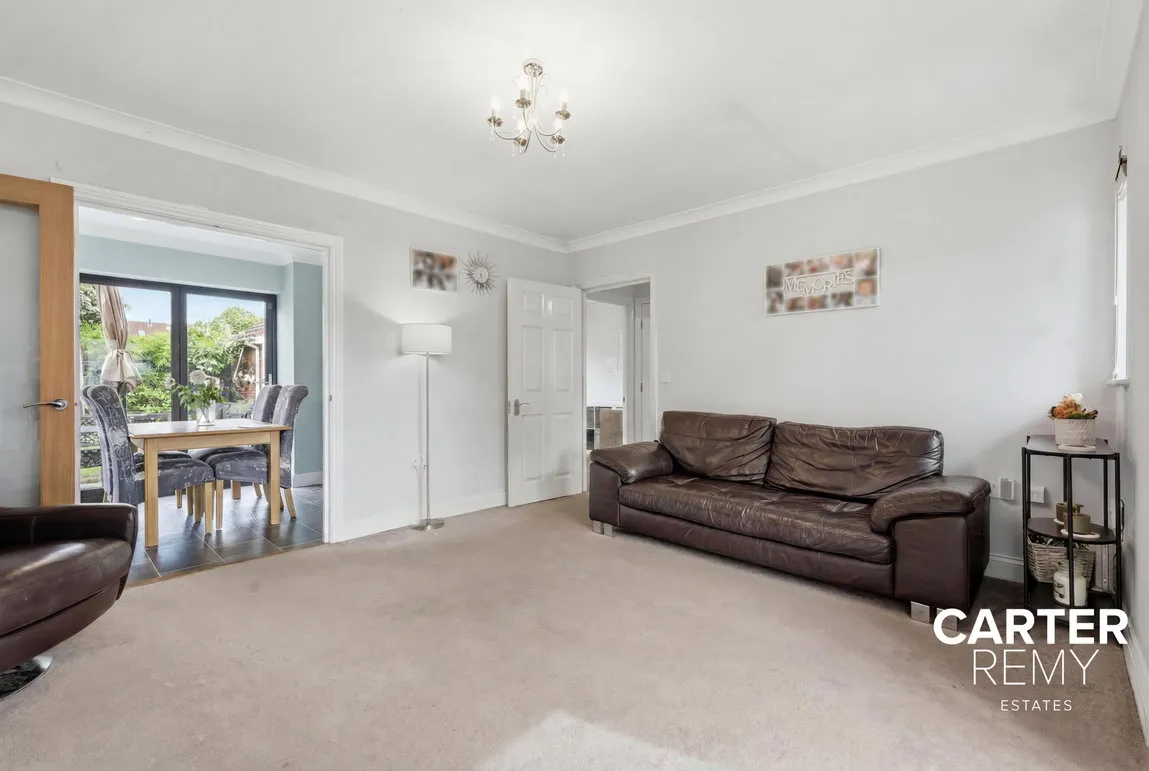 Cumberland Road, Chafford Hundred, RM16, photo 8