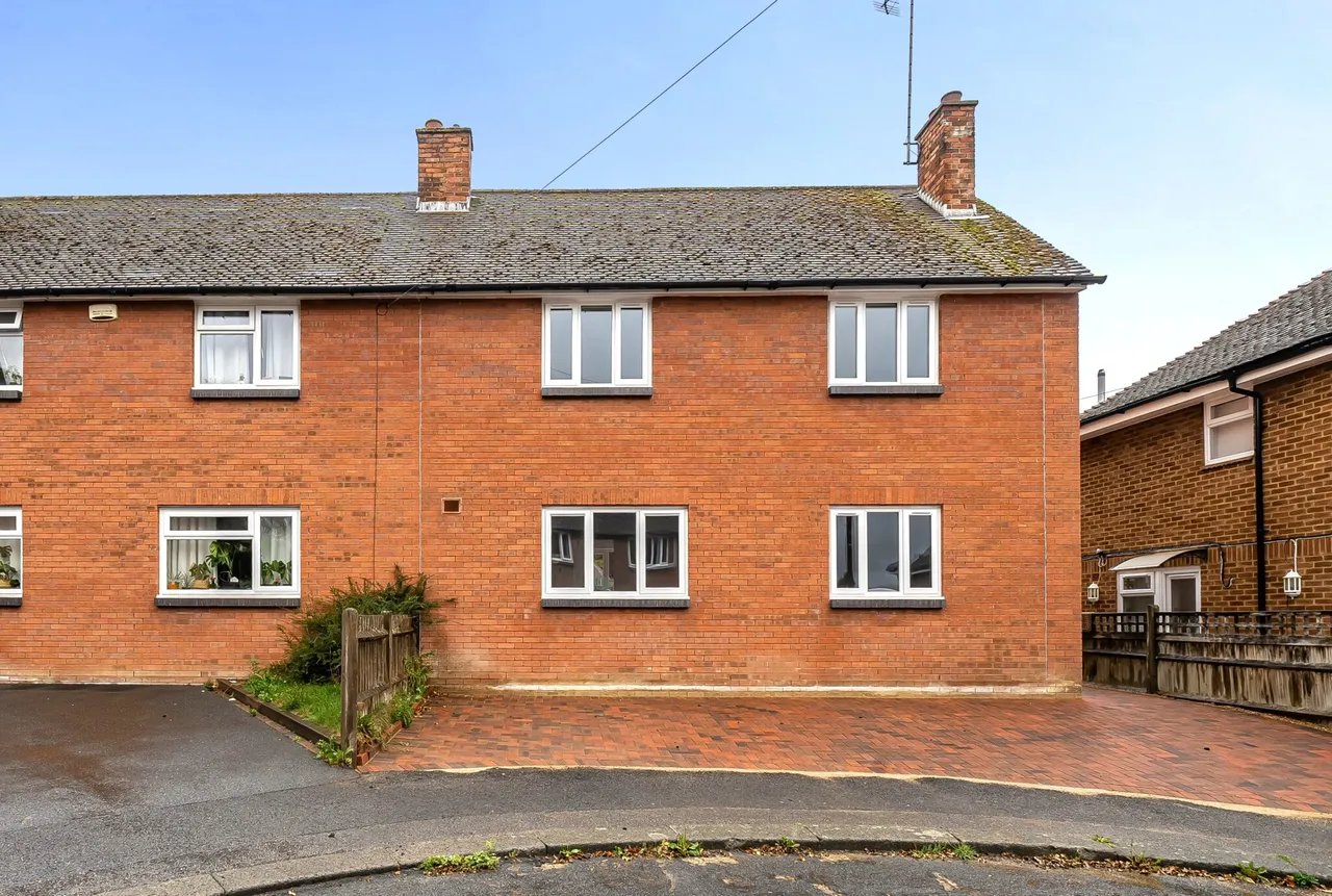 Frythe Crescent, Cranbrook, TN17, photo 11