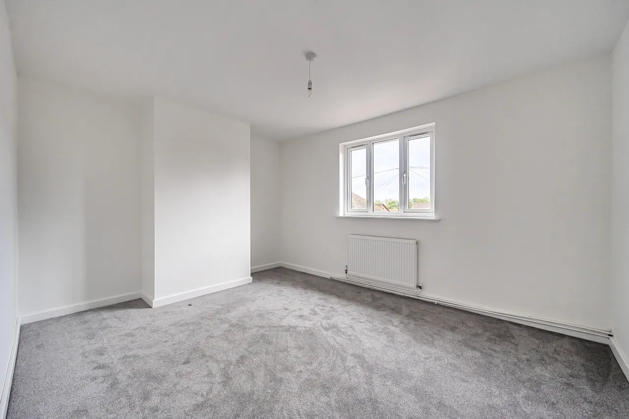 Frythe Crescent, Cranbrook, TN17, photo 8