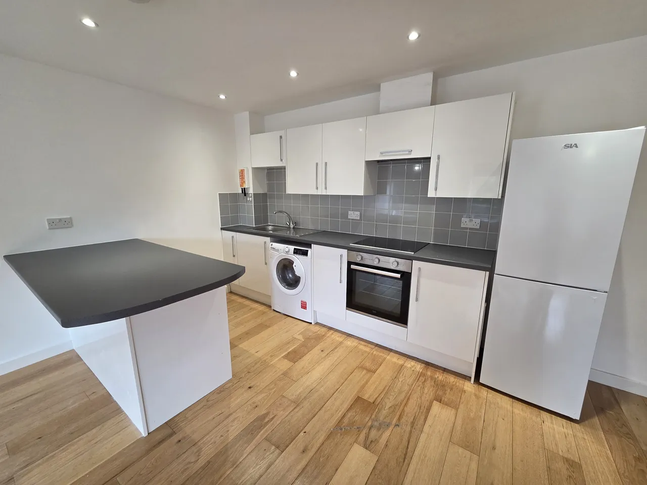Rothesay Road, LU1, photo 3