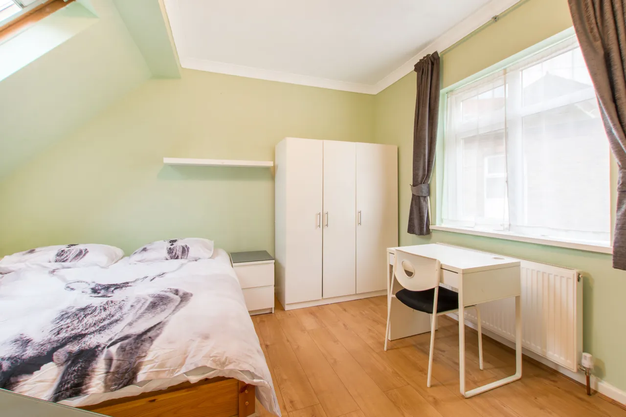 3 Gladstone Mews, Wood Green, London, photo 7
