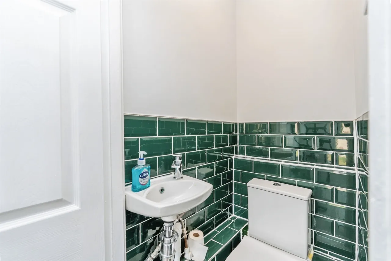 Downs Park Crescent, Totton, Southampton, photo 10
