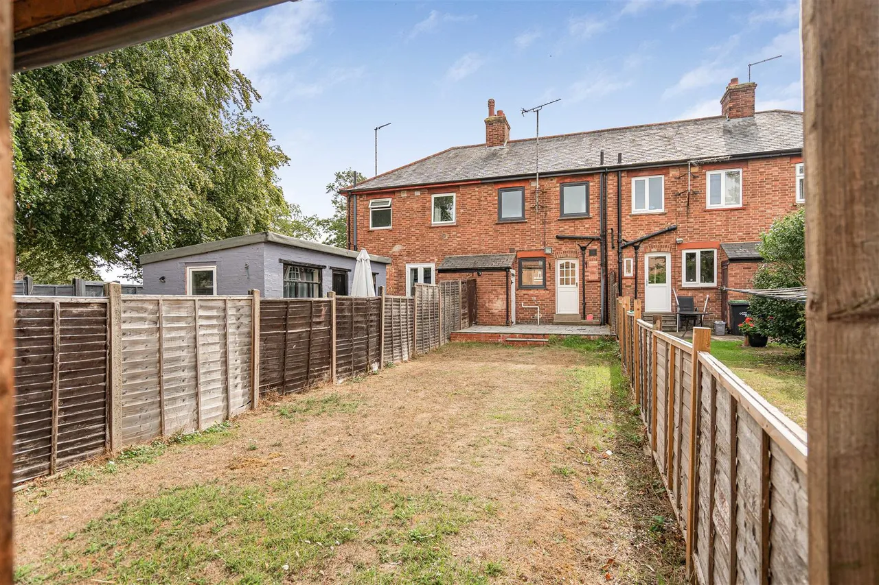Croft Road, Newmarket, CB8, photo 15