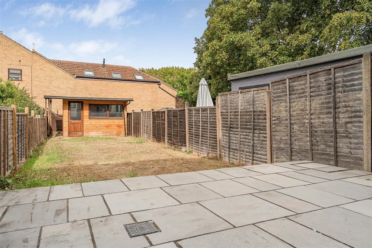 Croft Road, Newmarket, CB8, photo 2
