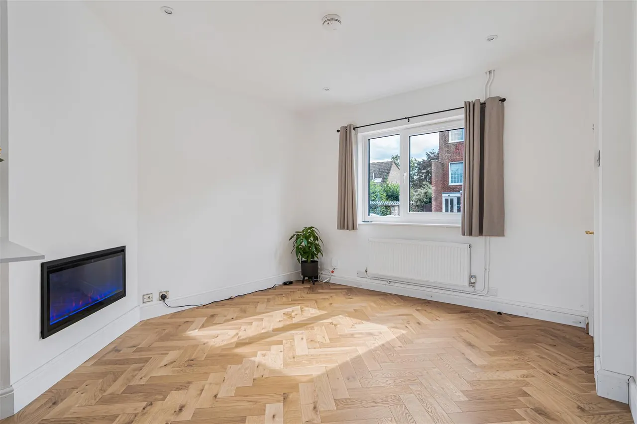 Croft Road, Newmarket, CB8, photo 4