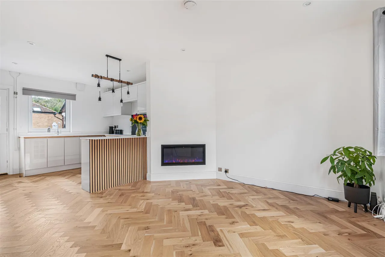 Croft Road, Newmarket, CB8, photo 3