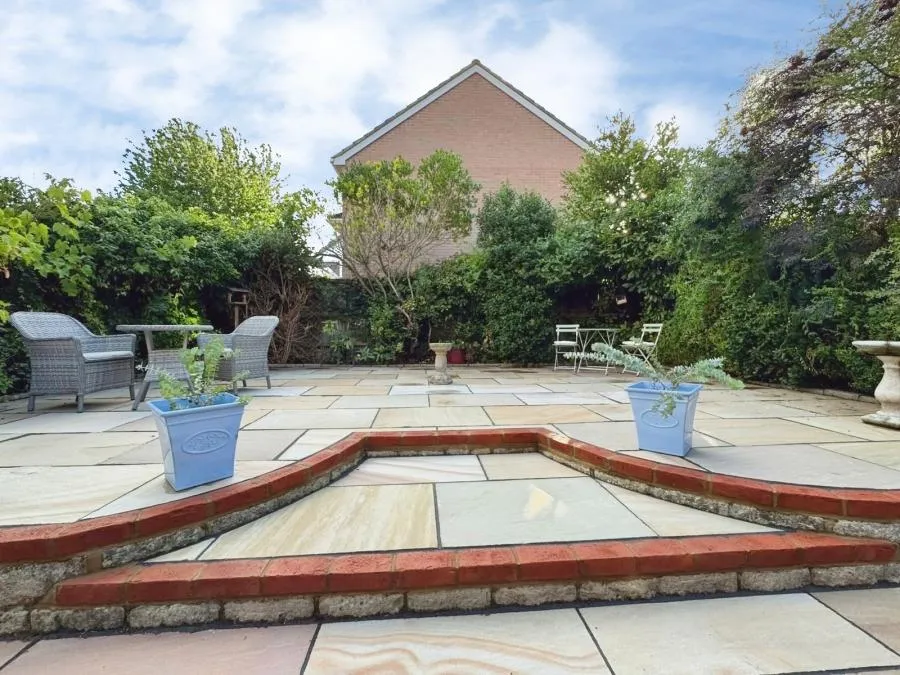 Wycombe Road, Saunderton, HP14, photo 18