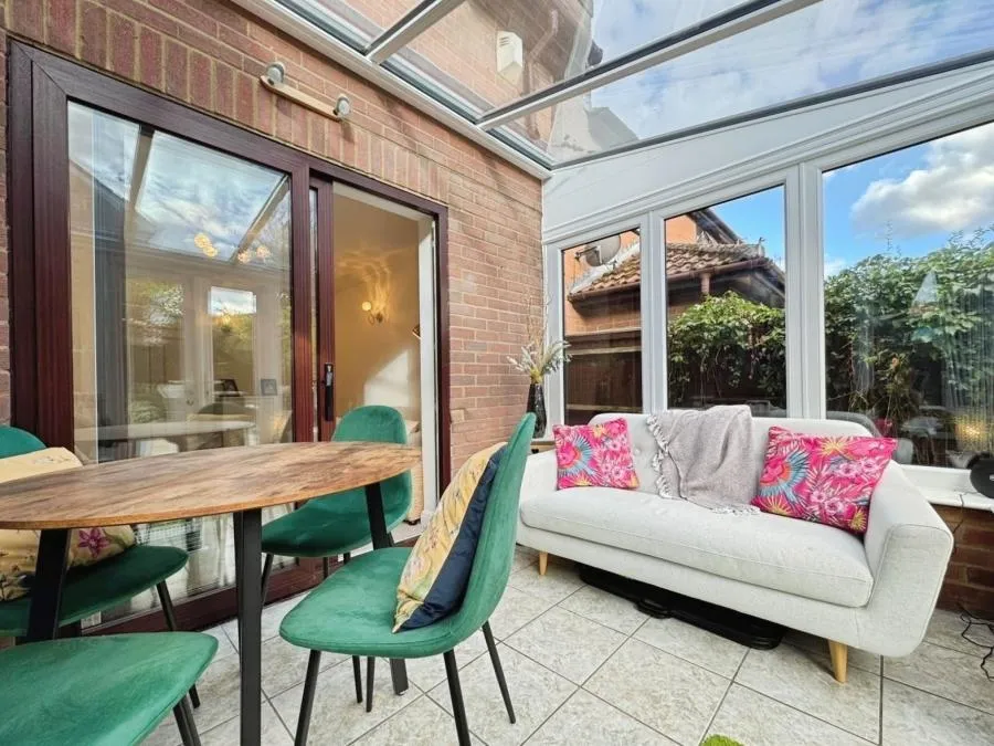 Wycombe Road, Saunderton, HP14, photo 10