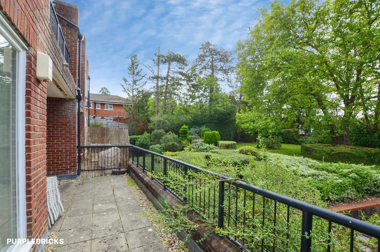 Eastbury Avenue, Northwood, HA6, photo 21