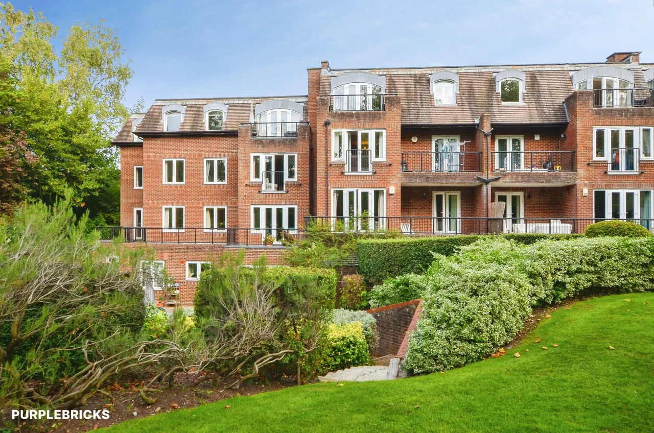 Eastbury Avenue, Northwood, HA6, photo 24