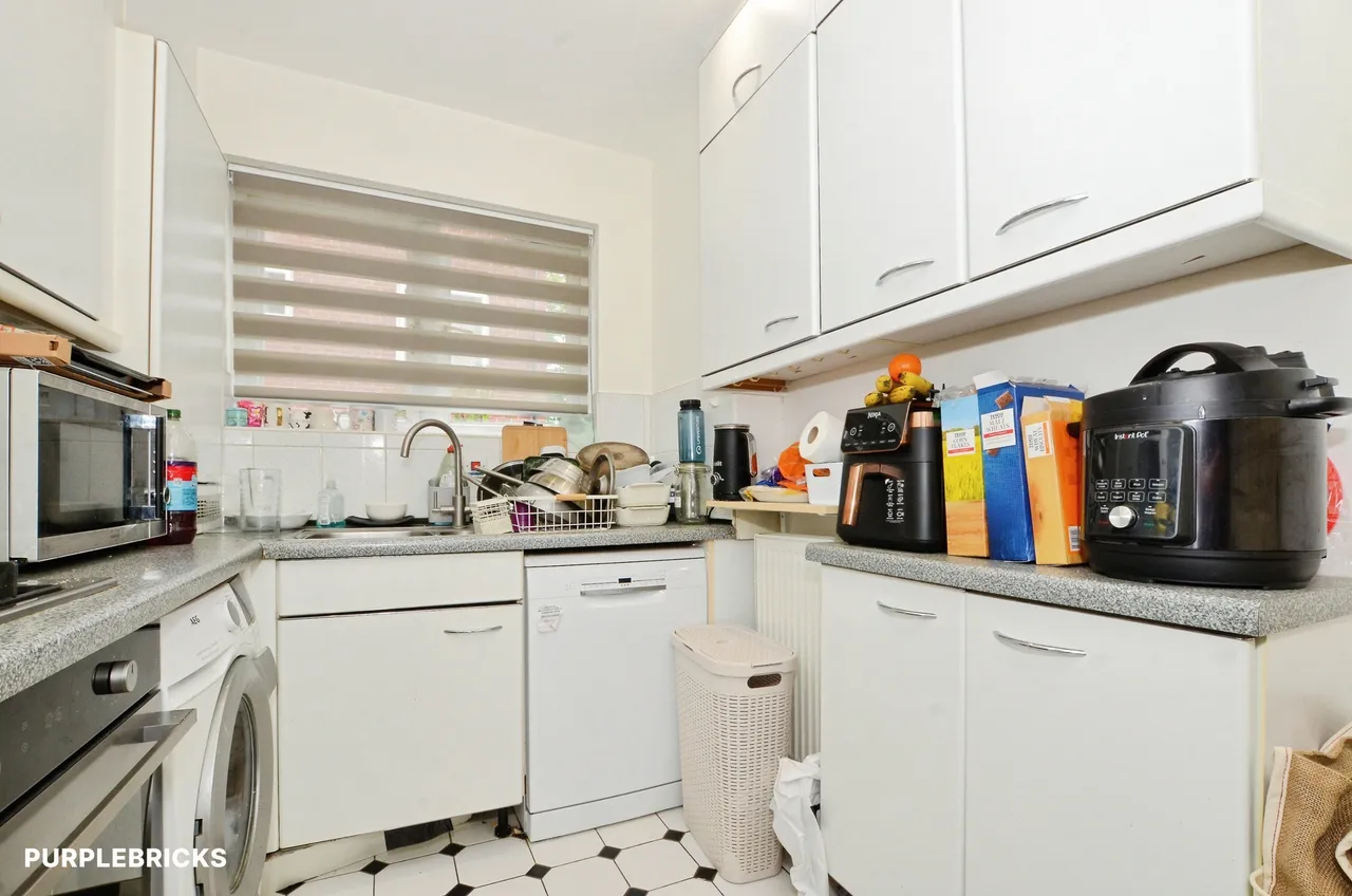 Eastbury Avenue, Northwood, HA6, photo 7