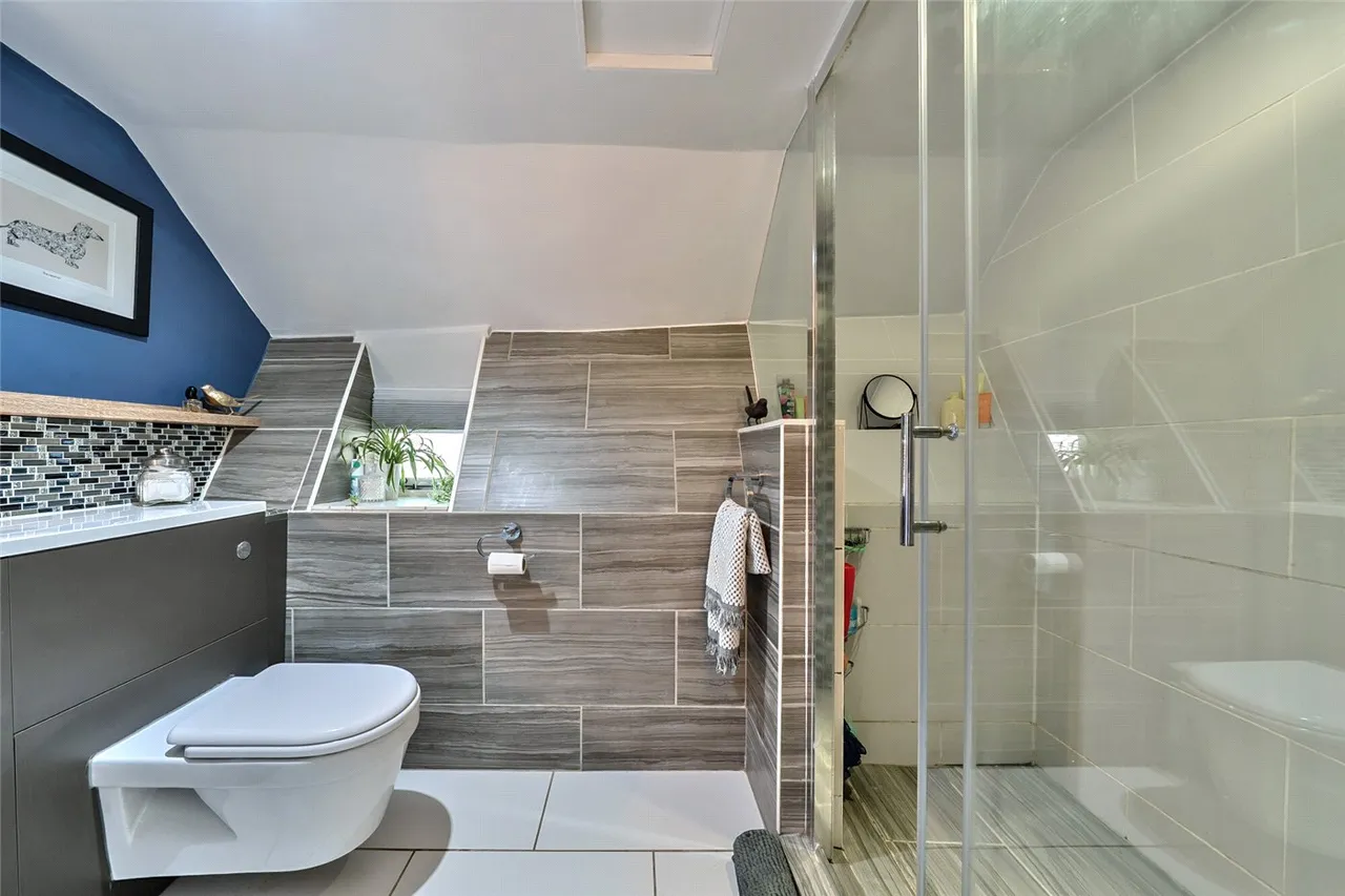 High Street, Burbage, SN8, photo 11