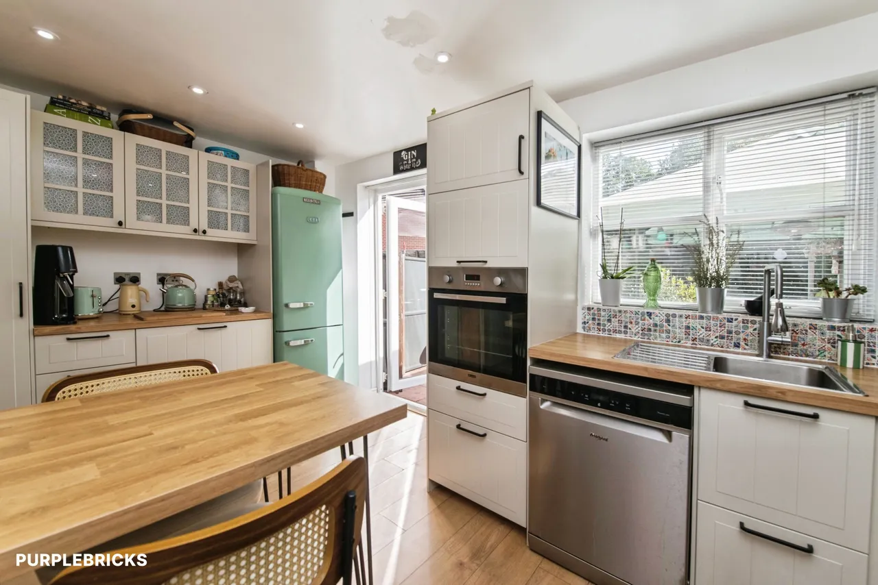 Hanover Gardens, Cullompton, EX15, photo 5