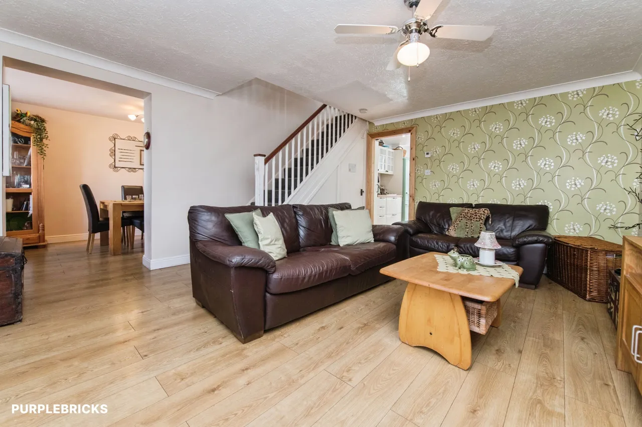 Hanover Gardens, Cullompton, EX15, photo 8