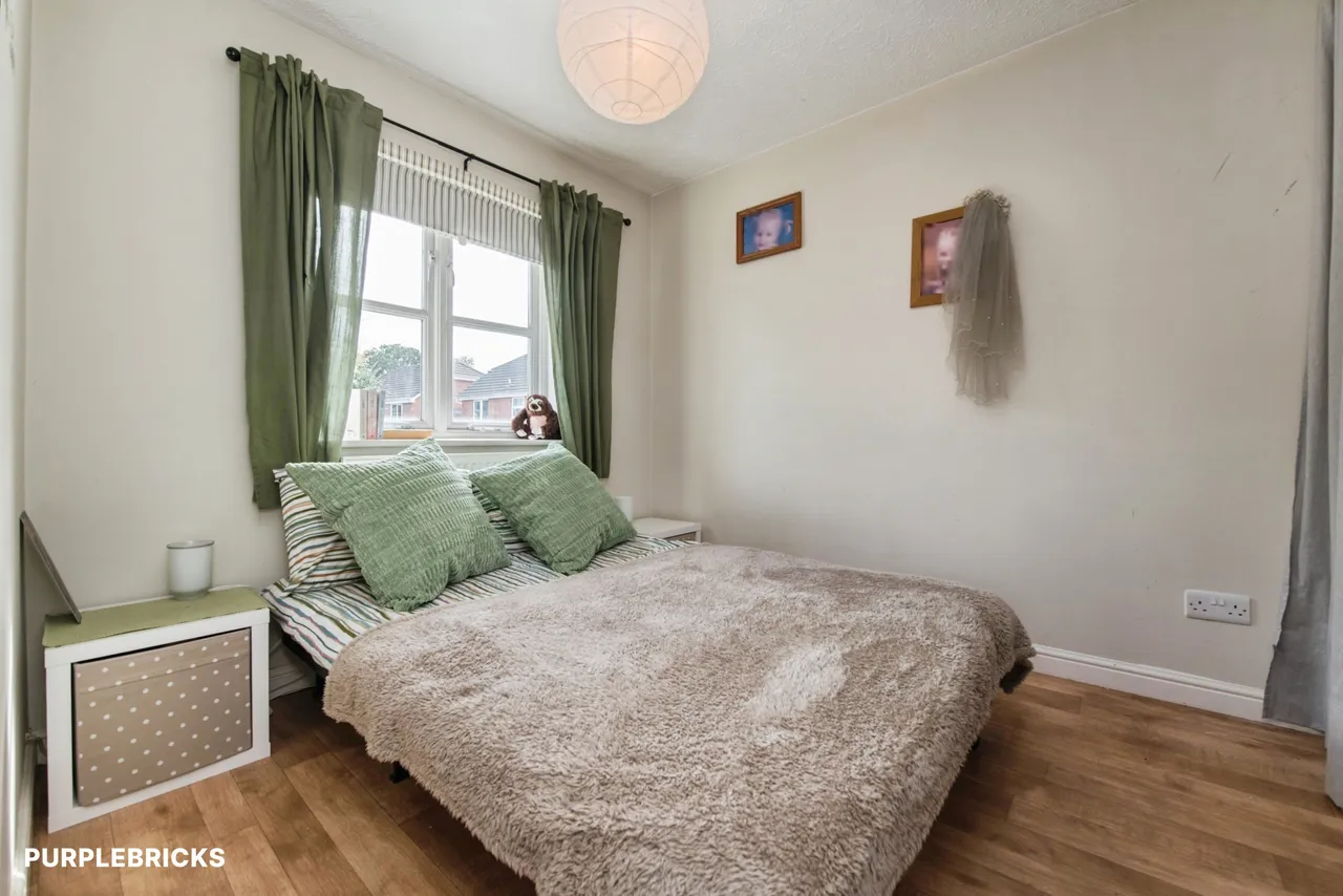Hanover Gardens, Cullompton, EX15, photo 19