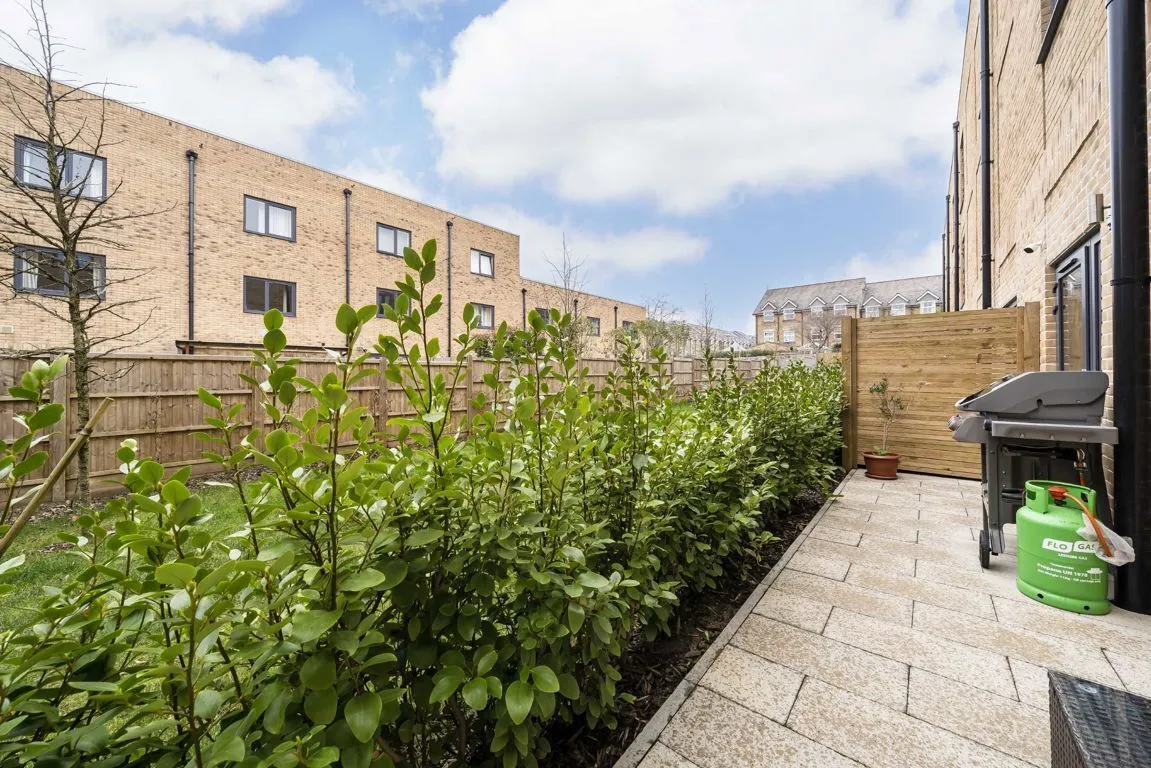 Plum Mews, SW17, photo 8